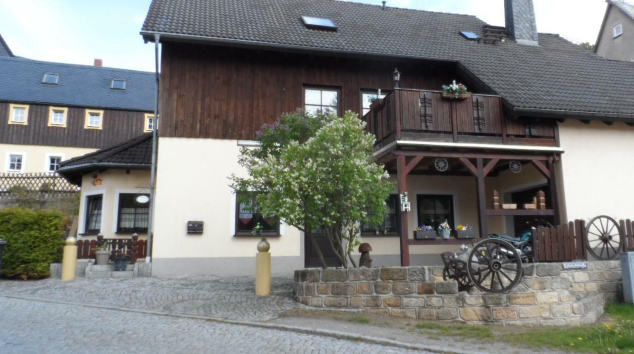Ferienwohnung Am Schloss Lauenstein Im Erzgebirge エクステリア 写真